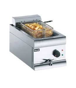 Lincat DF33 electric counter top fryer.
